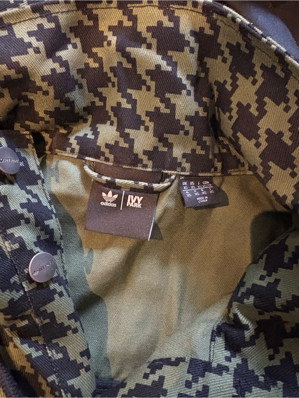 Ivy Park x adidas Houndstooth Oversized Jacket and pants set - Picture 5 of 5